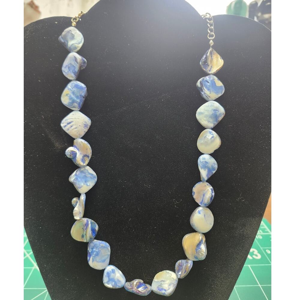 Womens Necklace Blue Tropical Sea Shell MOP 17-22" adjustable